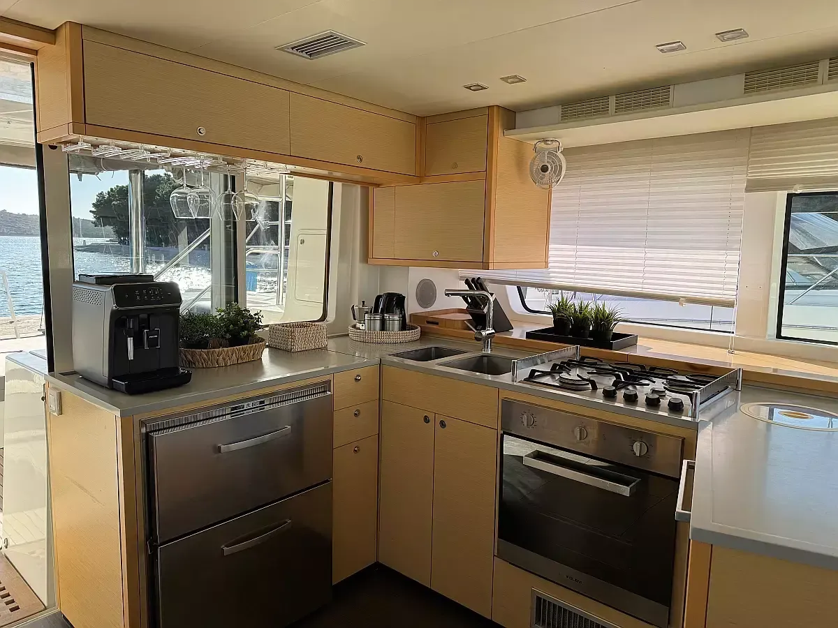 Lagoon 52 F | Manta Ray