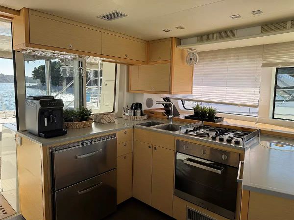 Lagoon 52 F | Manta Ray