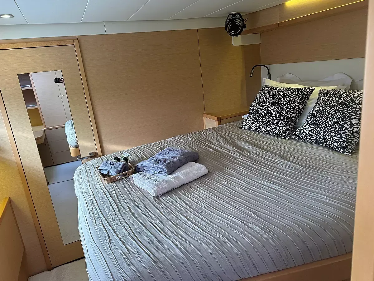 Lagoon 52 F | Manta Ray