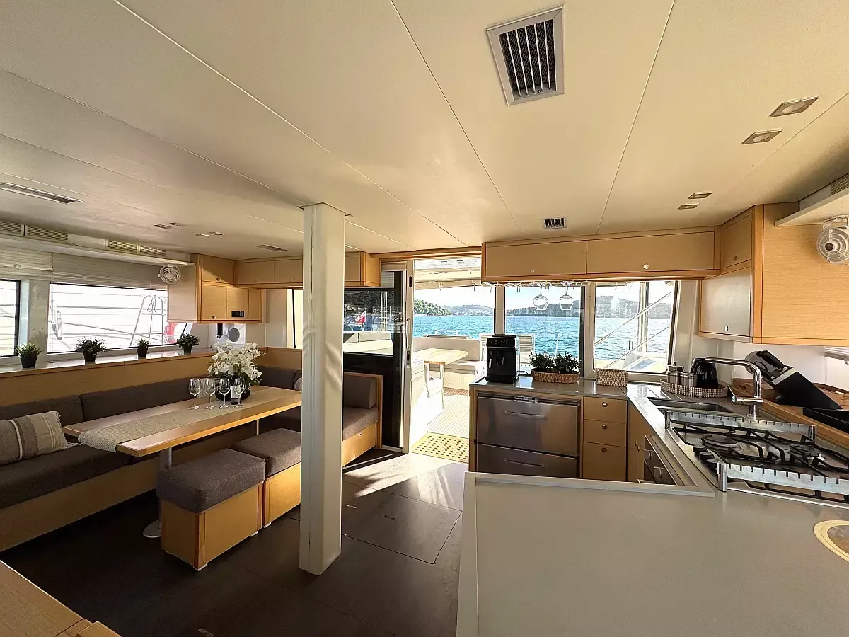 Lagoon 52 F | Manta Ray