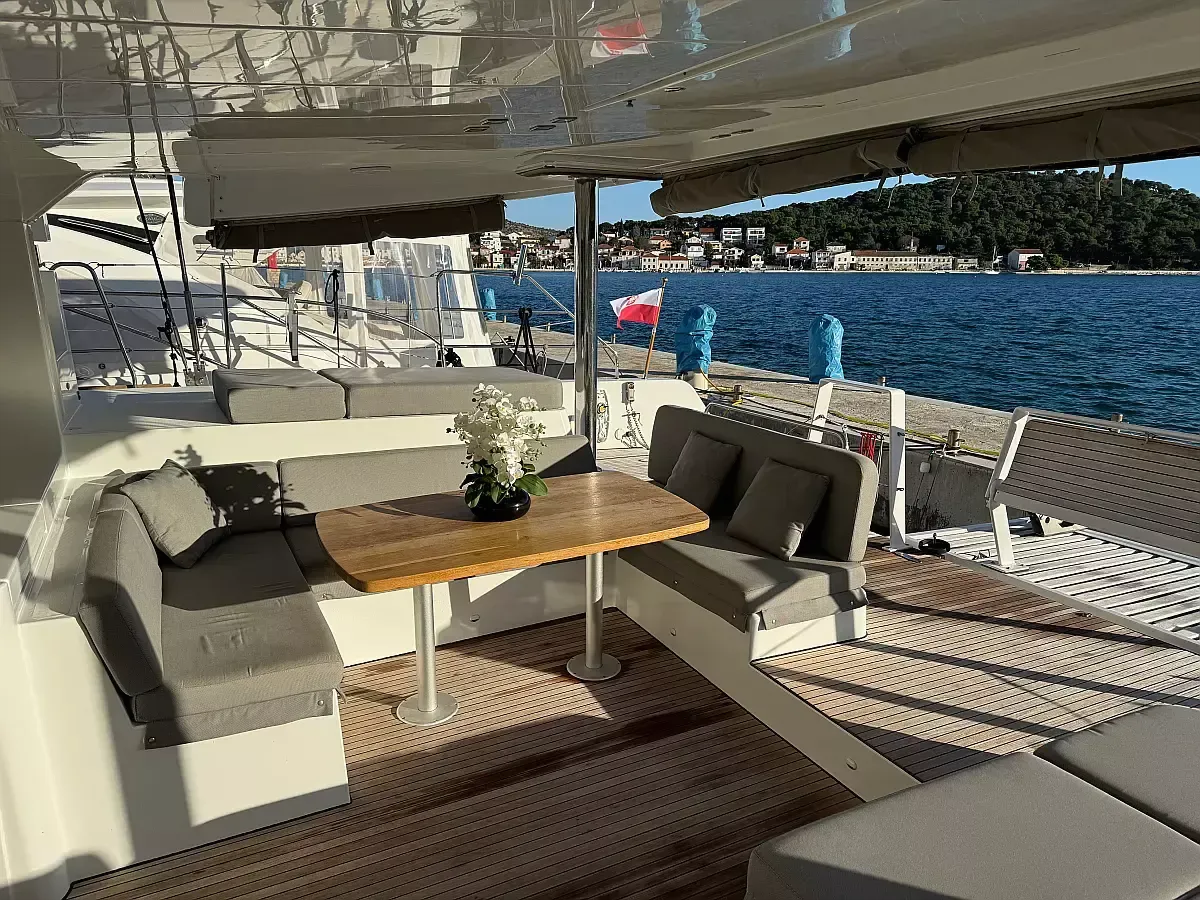 Lagoon 52 F | Manta Ray