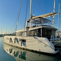 Lagoon 52 F | Manta Ray