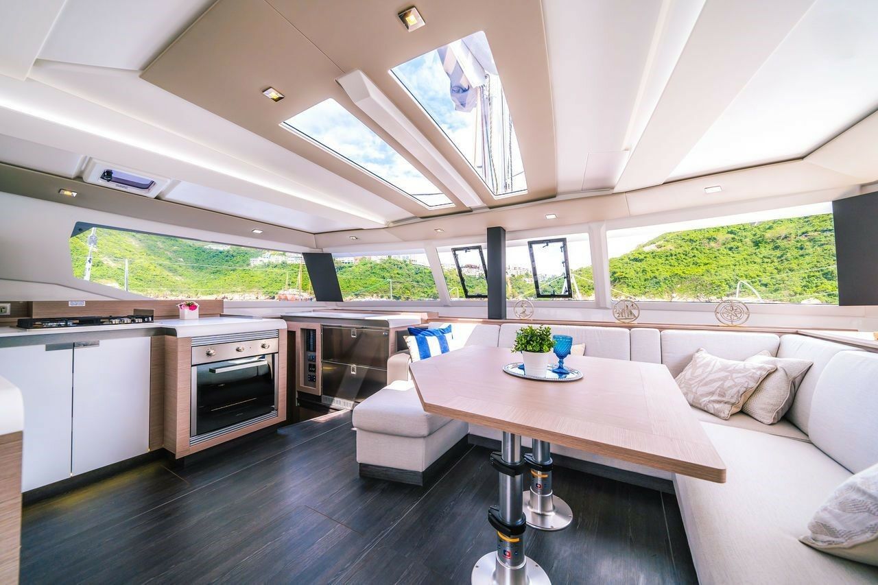 Fountaine Pajot Tanna 47 | Suedama