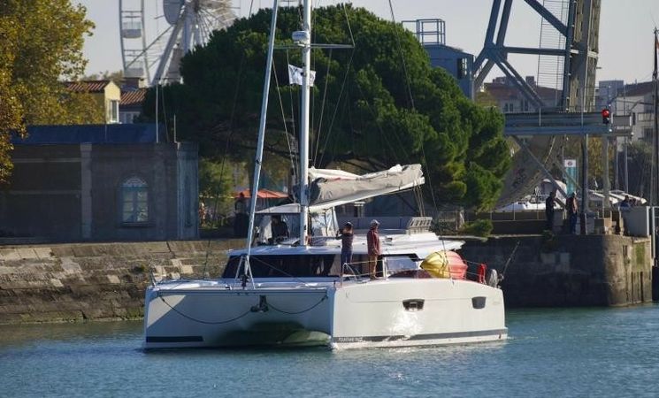 Fountaine Pajot Tanna 47 | Suedama