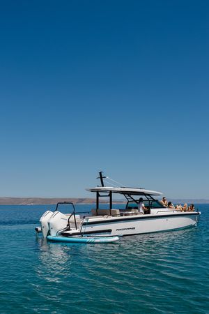 Axopar 37 Sun Top | Dione