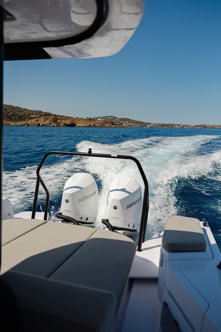 Axopar 37 Sun Top | Dione