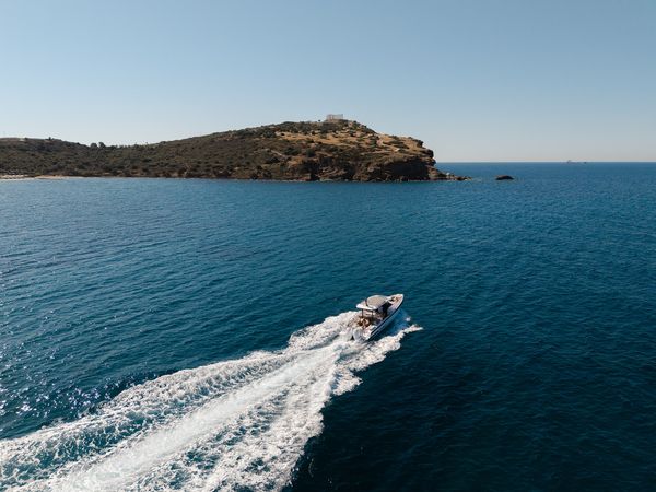 Axopar 37 Sun Top | Dione