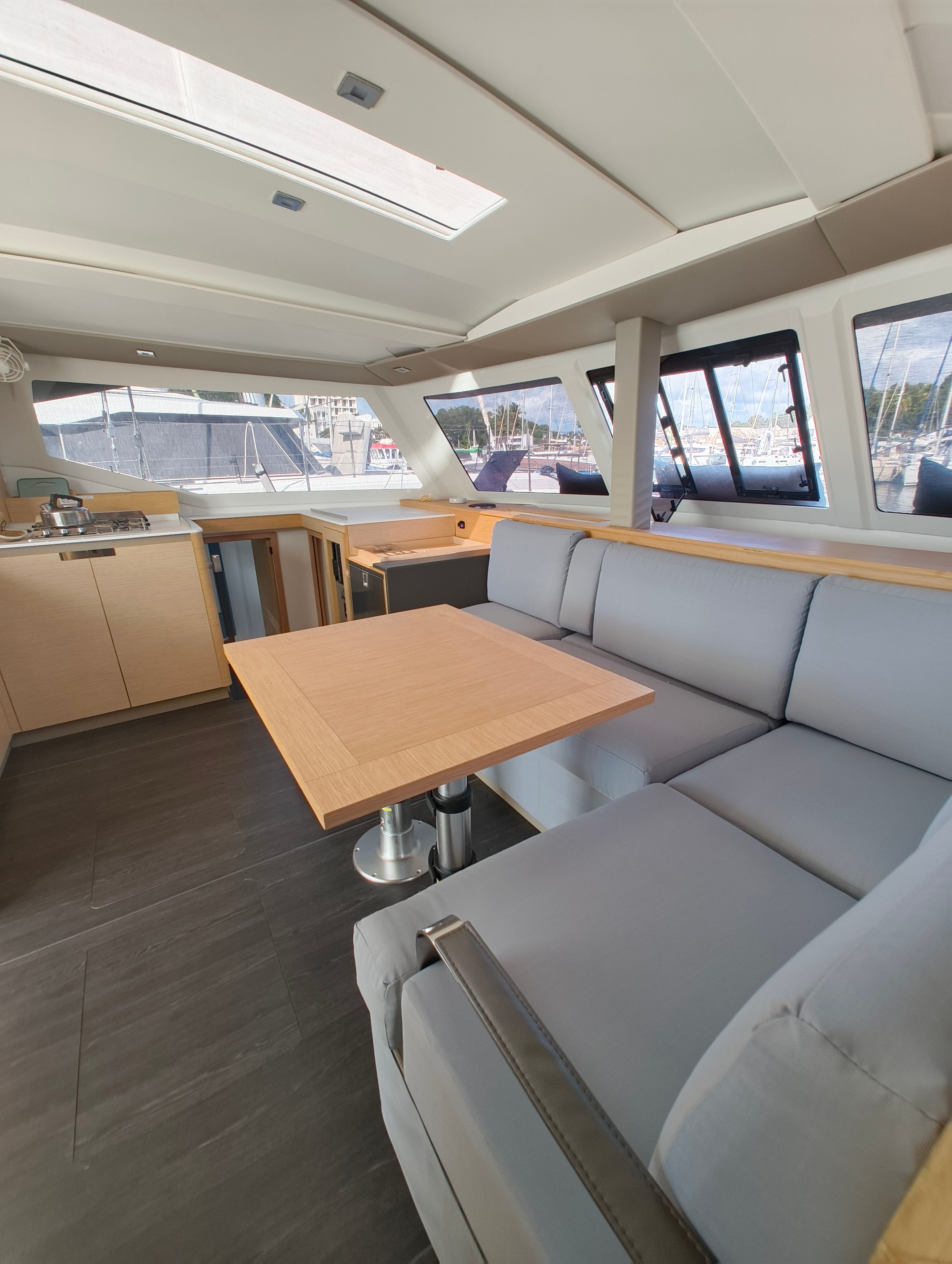 Fountaine Pajot Isla 40 | Mustique