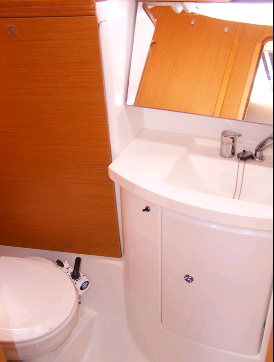 Jeanneau Sun Odyssey 42 DS | Freya