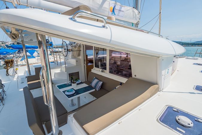 Lagoon 400 S2 | Astro