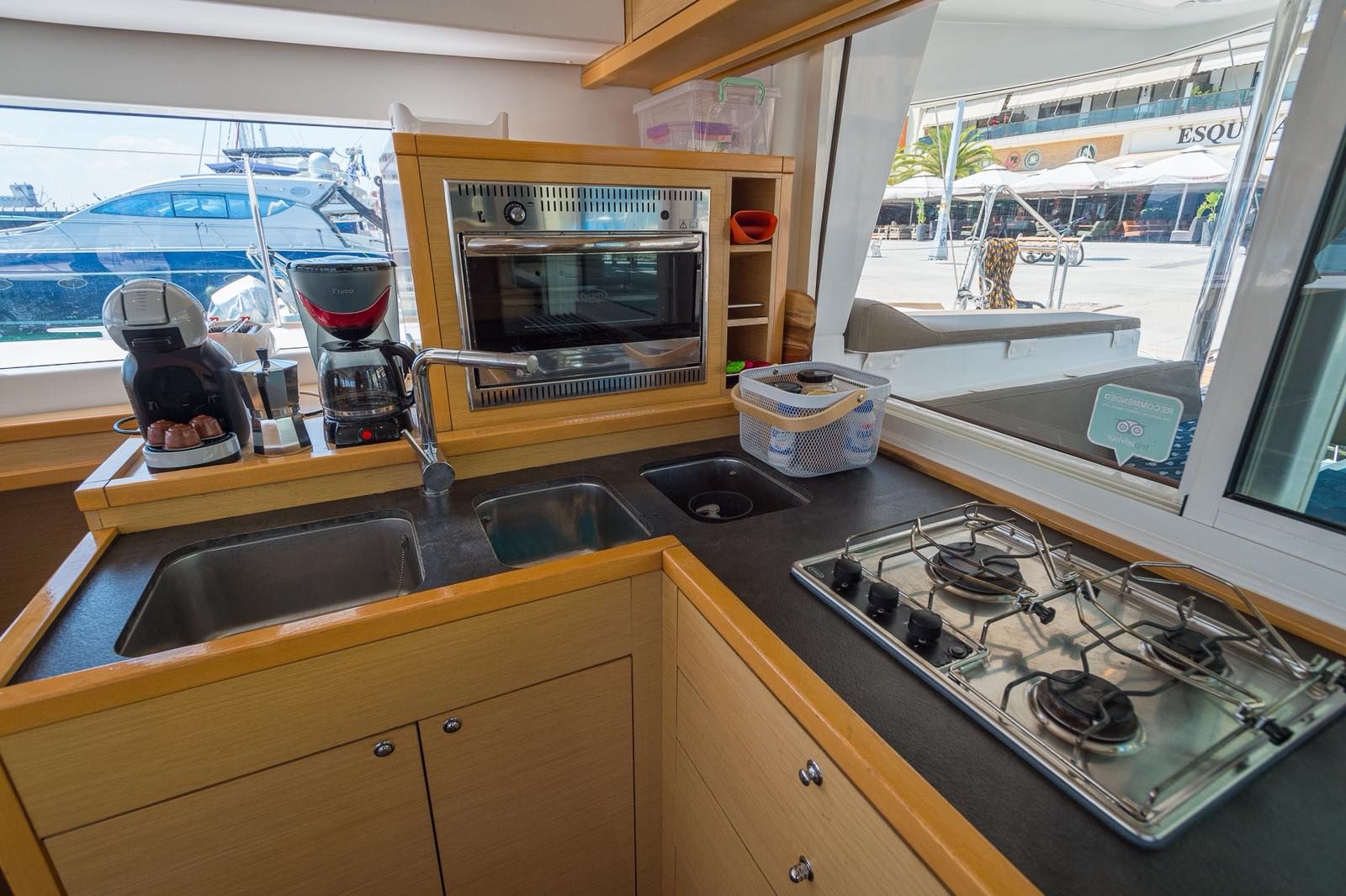 Lagoon 400 S2 | Astro