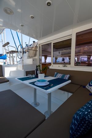 Lagoon 400 S2 | Astro