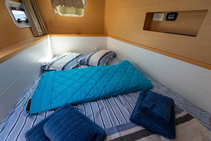 Lagoon 400 S2 | Astro