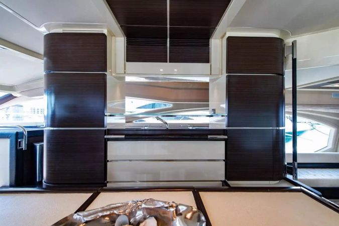 Azimut 70 | Cardinale