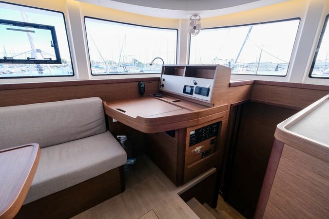 Lagoon 42 | White Chadal