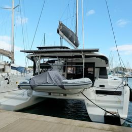 Lagoon 42 | White Chadal