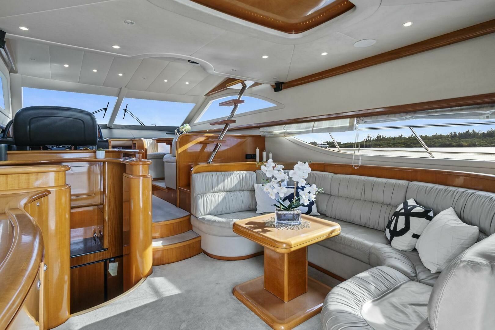 Uniesse 55 | Koral 2