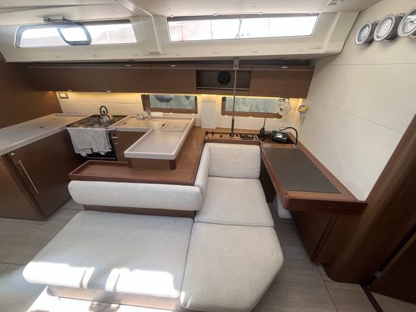 Beneteau Oceanis 51.1 | Lambrusco