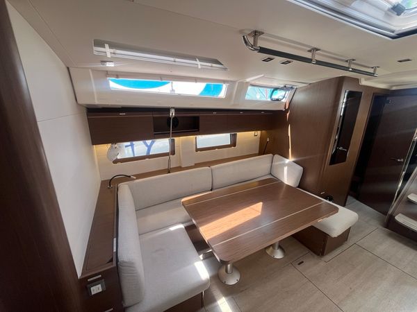 Beneteau Oceanis 51.1 | Lambrusco