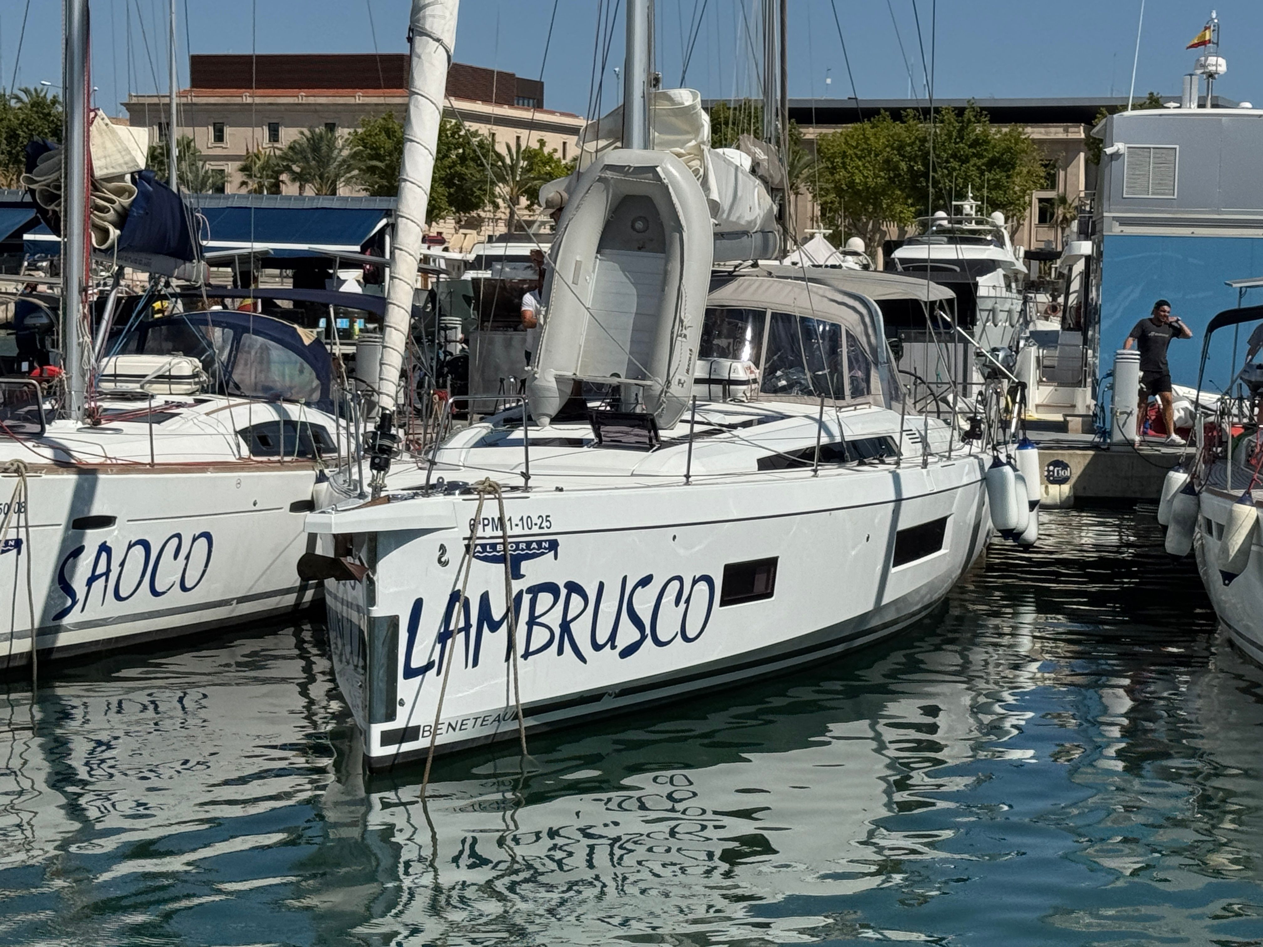 Beneteau Oceanis 51.1 | Lambrusco