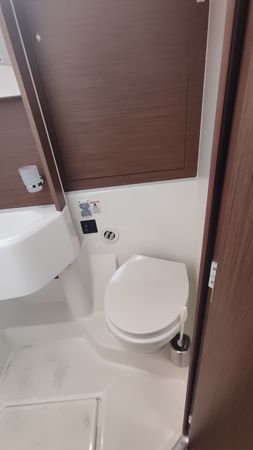 Beneteau Oceanis 51.1 | Lambrusco