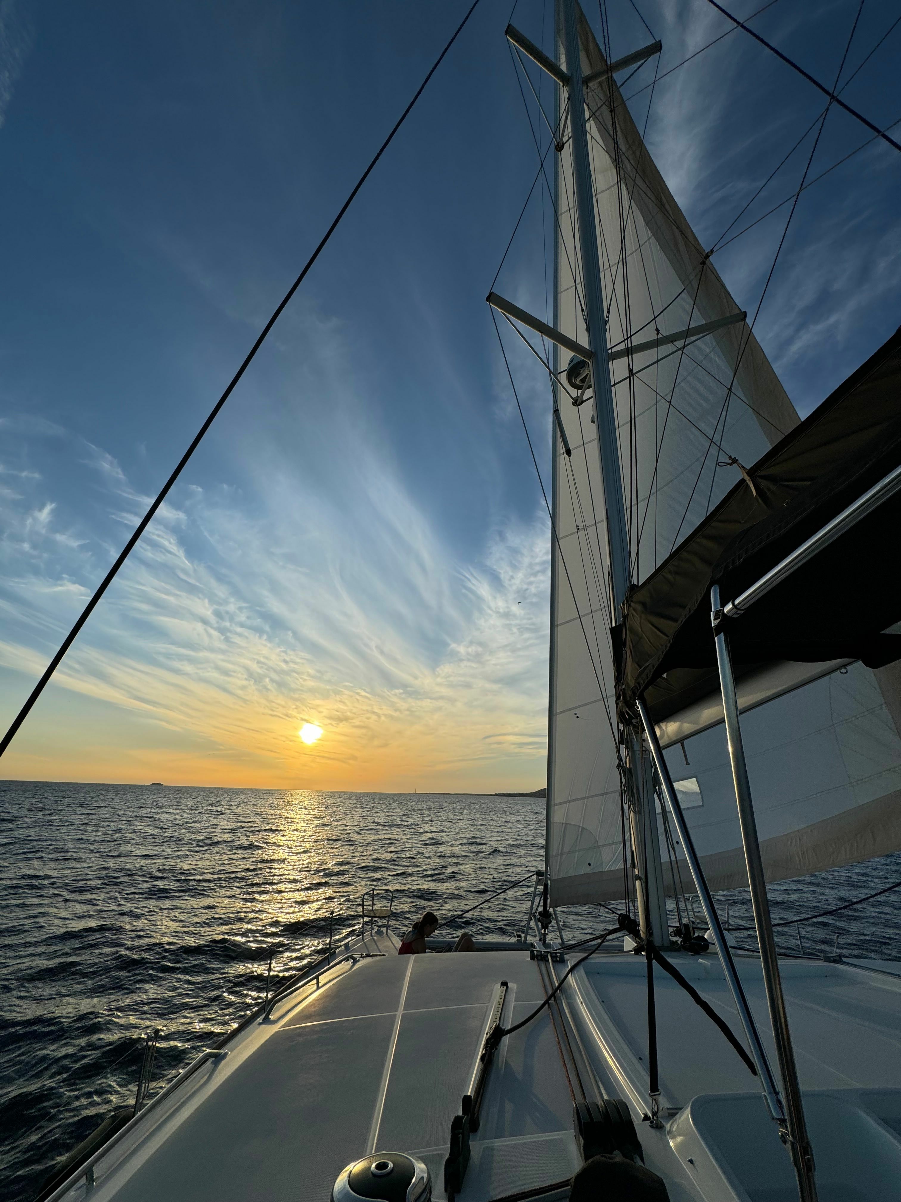 Lagoon 40 | White Beach