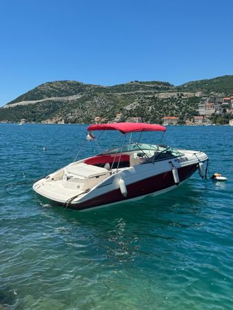 Regal 2250 | Redhood