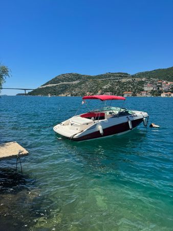 Regal 2250 | Redhood