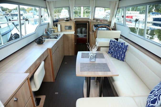 Linssen 35.0 Sedan | Charlotte
