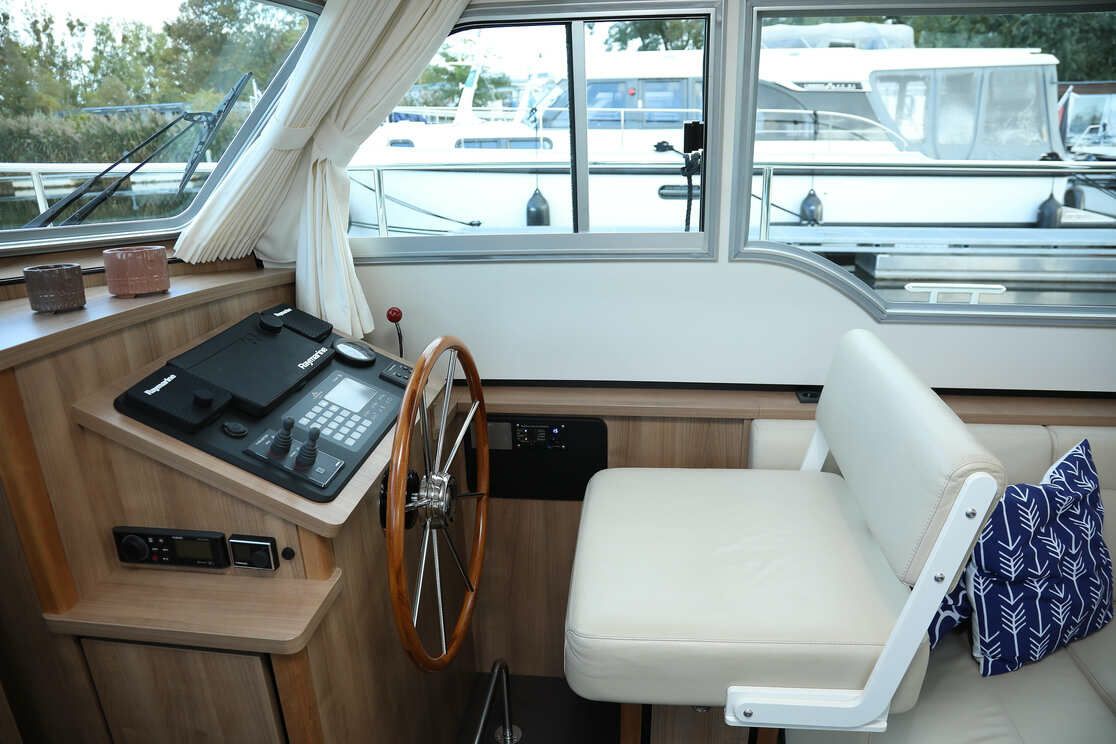 Linssen 35.0 Sedan | Charlotte