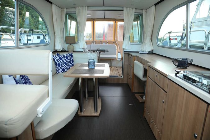 Linssen 35.0 Sedan | Charlotte