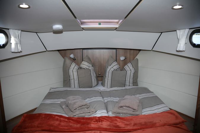 Linssen SL 30 AC | Ava