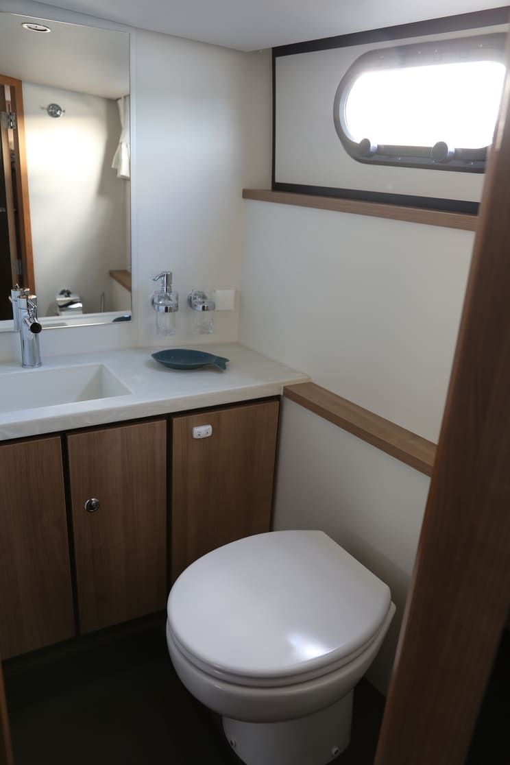 Linssen SL 30 AC | Ava