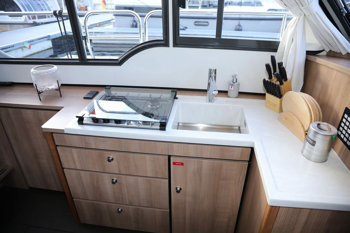 Linssen SL 30 AC | Ava