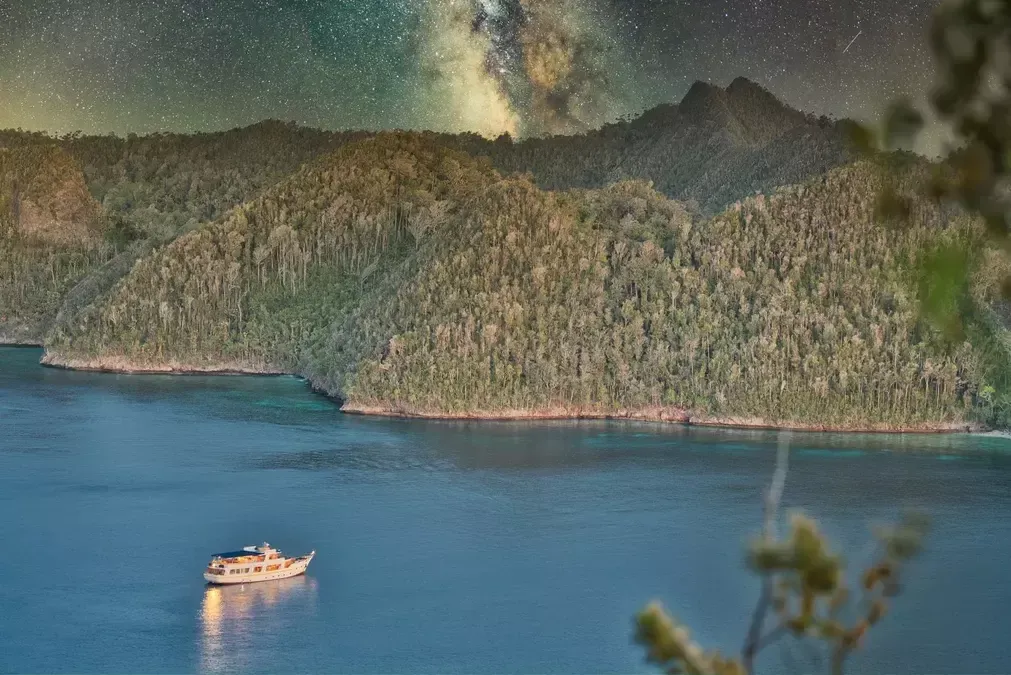 Custom Built 85 | Magia 2