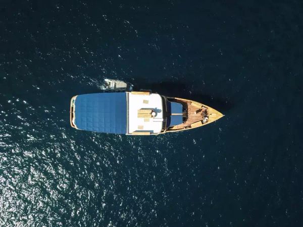 Custom Built 85 | Magia 2