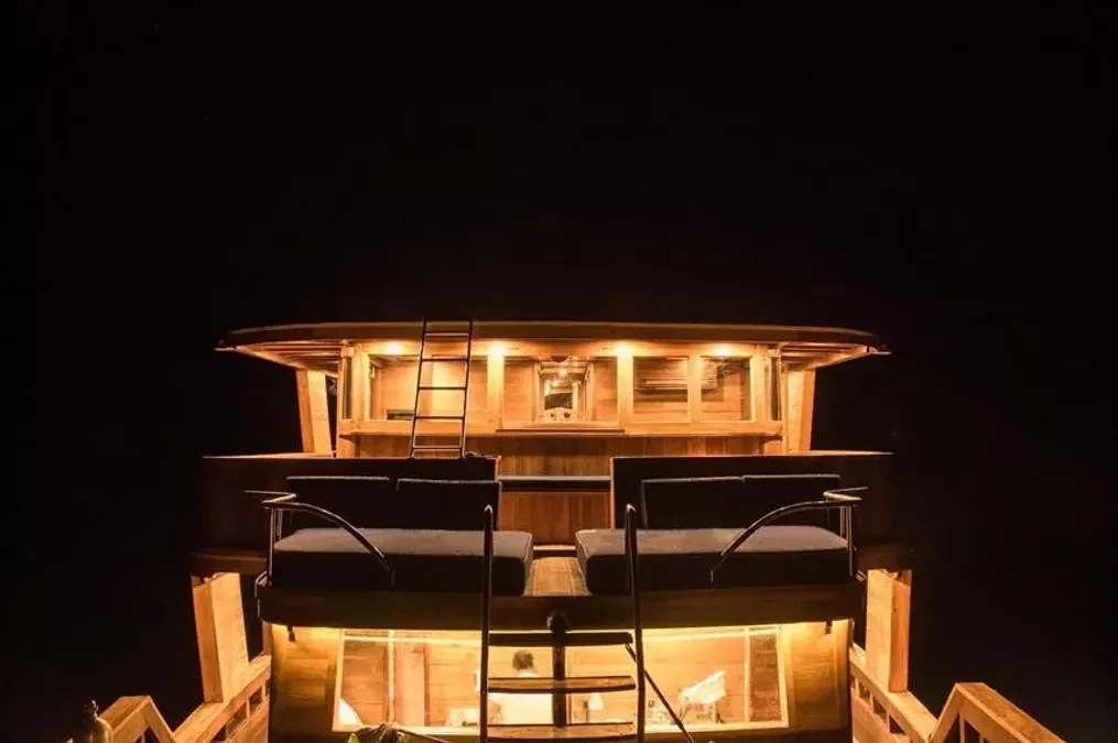 Custom Built 85 | Magia 2