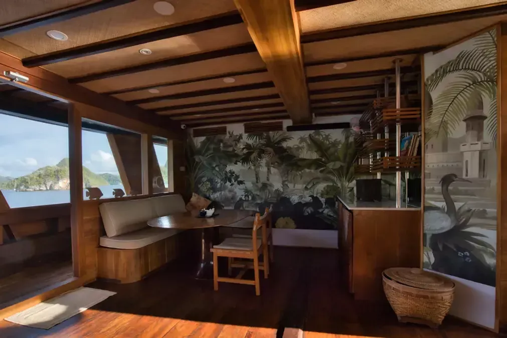 Custom Built 85 | Magia 2