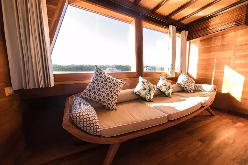 Custom Built 85 | Magia 2