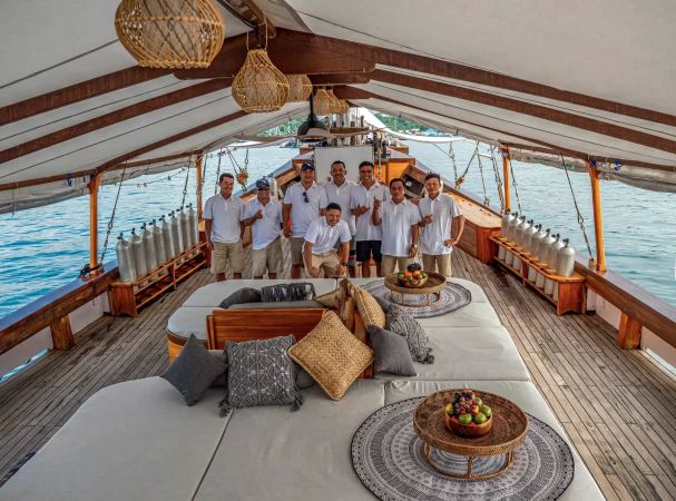 Custom Built Phinisi | Anne Bonny