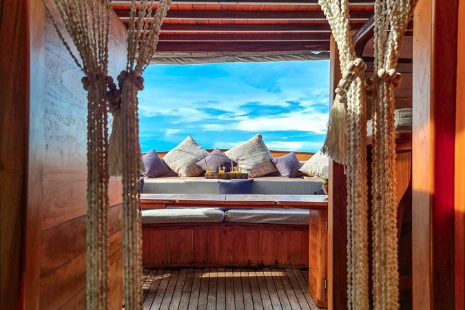 Custom Built Phinisi | Anne Bonny