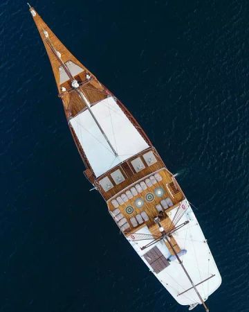 Custom Built Phinisi | Prana