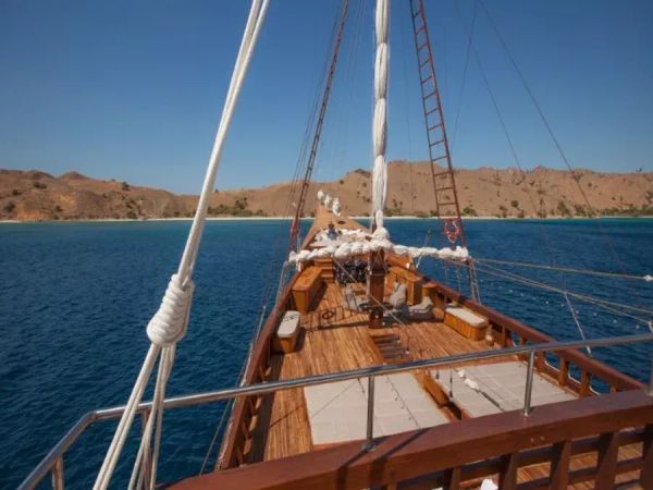 Custom Built Phinisi | Prana