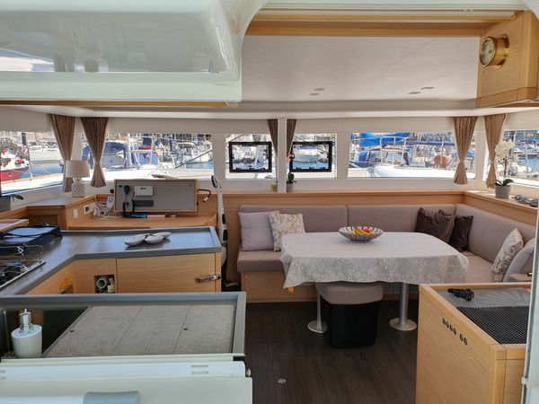 Lagoon 450 F | Papagayo Beach