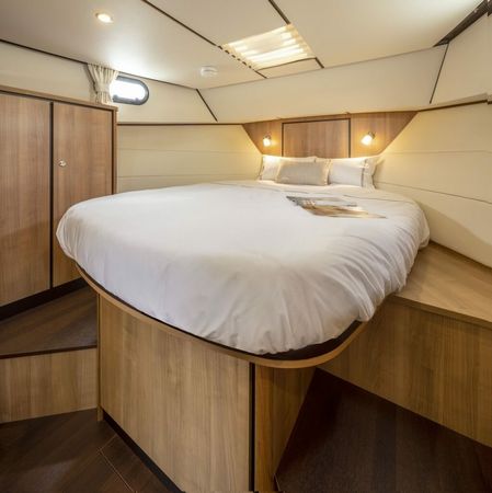 Linssen SL 35 AC | Momo