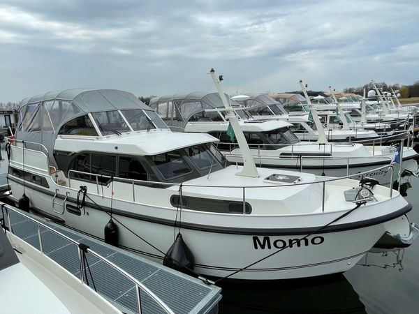 Linssen SL 35 AC | Momo