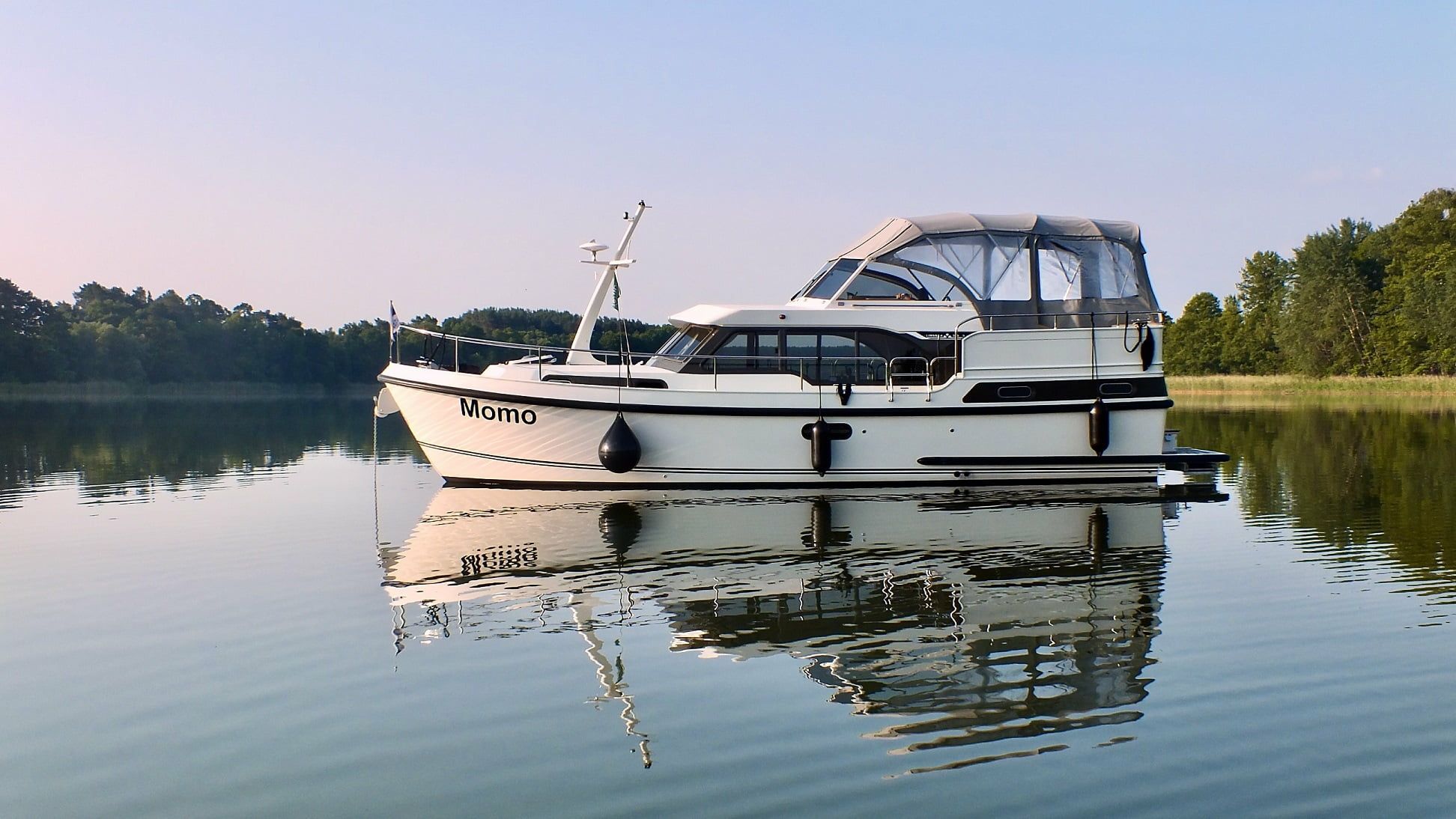 Linssen SL 35 AC | Momo