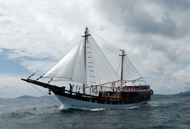 Custom Built Phinisi | Akomo Isseki