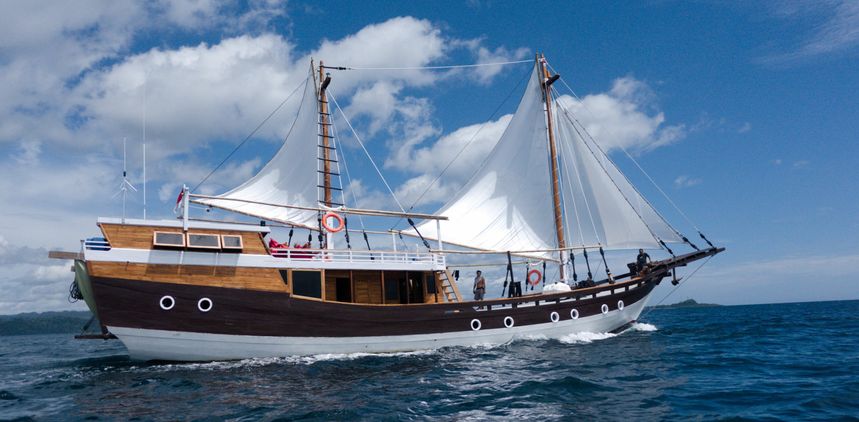 Custom Built Phinisi | Akomo Isseki