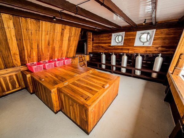 Custom Built Phinisi | Akomo Isseki